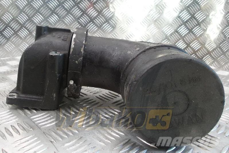 Cummins 3968371 Intake manifold connector / Ansaugkrümmer- エンジン