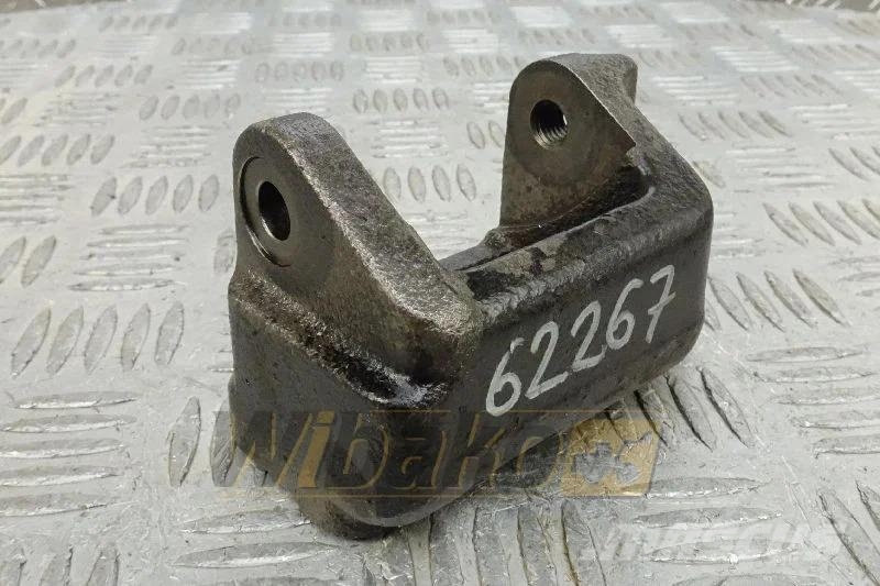 Cummins 3977624 Alternator bracket / Lichtmaschinenhalter  Motorji