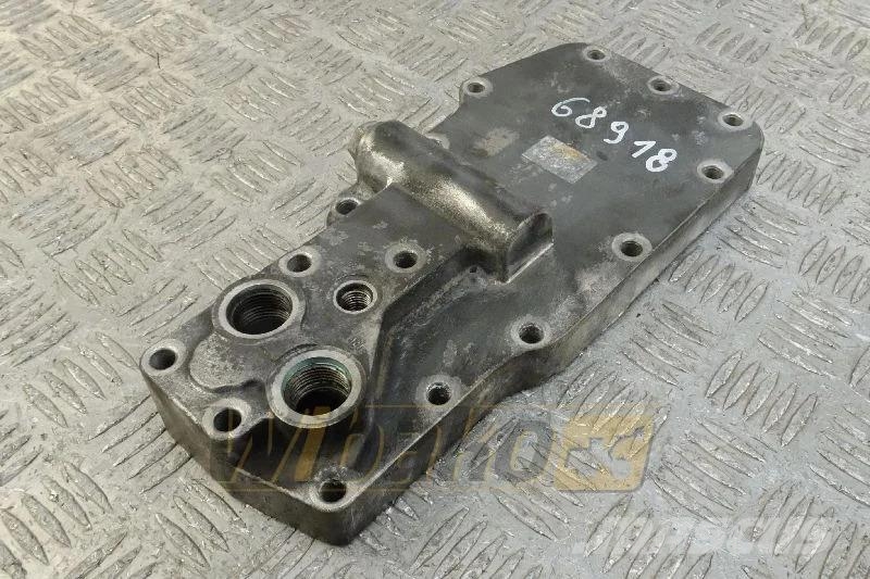Cummins 3979393 Oil cooler housing / Obudowa chłodniczki o Motoren