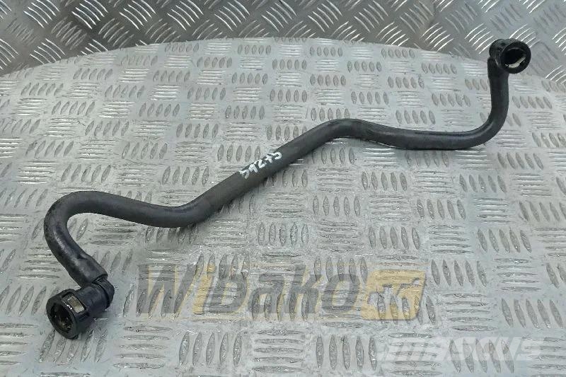 Cummins 3979403 Fuel line / Kraftstoffleitung / Przewód pa Moottorit
