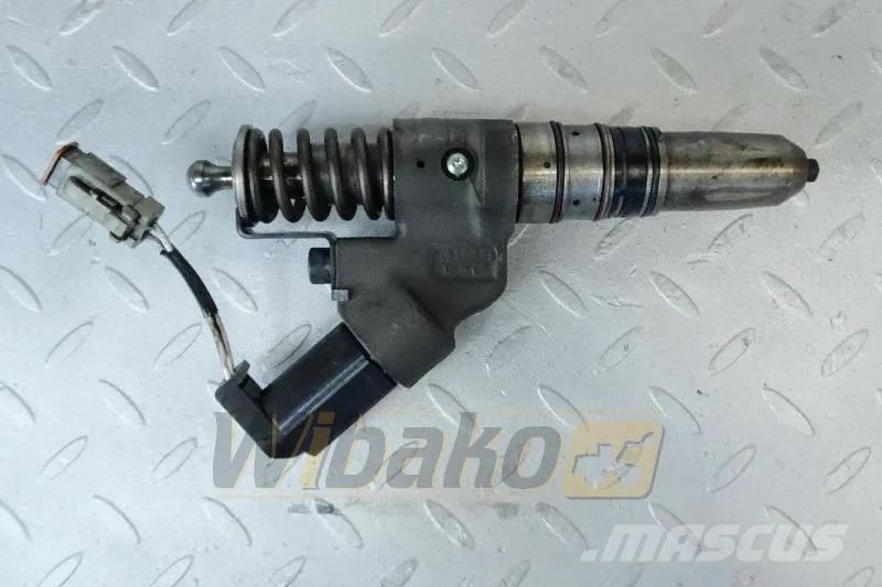 Cummins 4061851 Injector / Injektor / Wtryskiwacz Moottorit