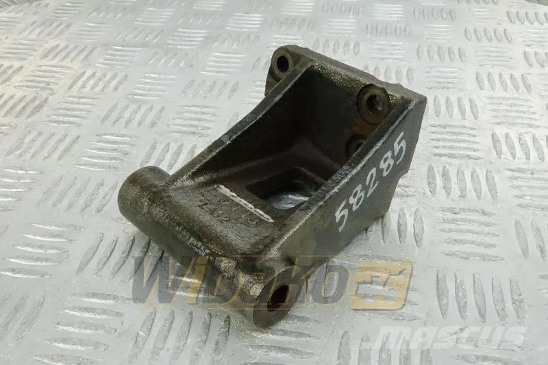 Cummins 4931017 Alternator bracket / Lichtmaschinenhalter Motoren