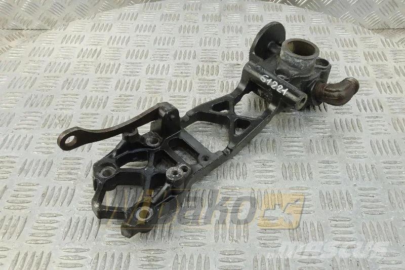 Cummins 5260169 Alternator bracket / Lichtmaschinenhalter  Dzinēji