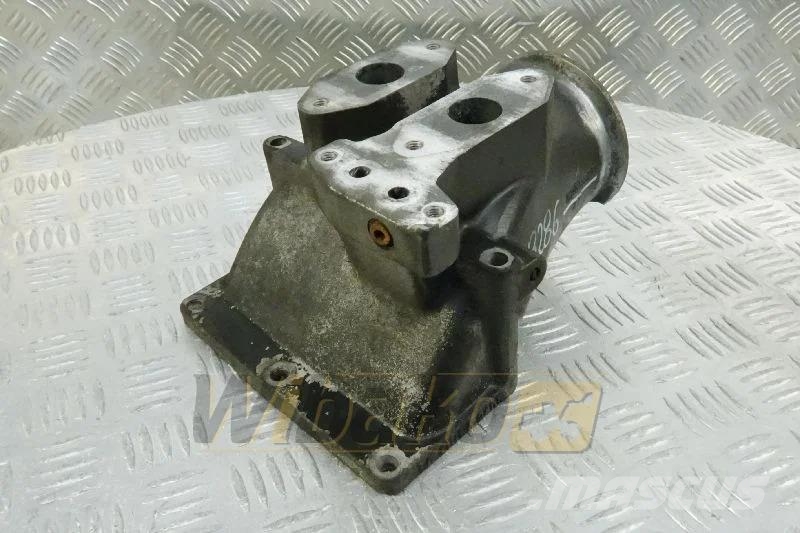 Cummins 5269320 Intake manifold connector / Ansaugkrümmer- Motorlar