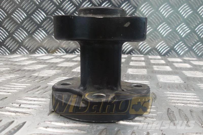 Cummins QSB3.3 Fan drive / Lüfterantrieb / Podstawa wenty Motores