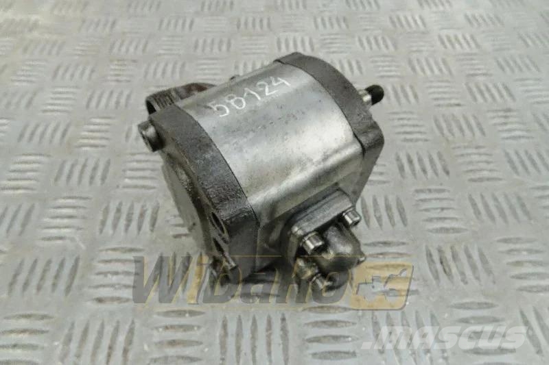 Deutz 01175656 Gear pump / Zahnpumpe / Pompa zębata هيدروليات