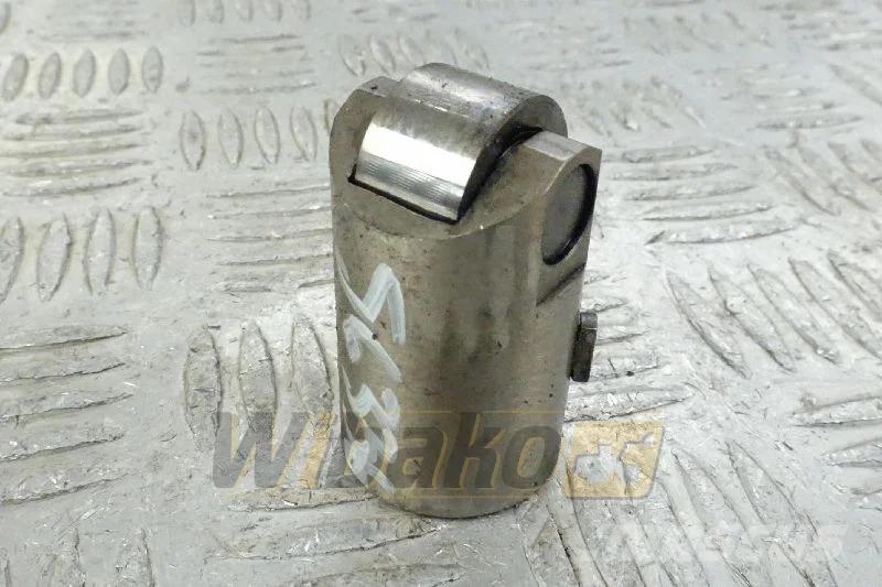 Deutz 02126891 Roller tappet / Rollenstößel / Popychacz  Motori