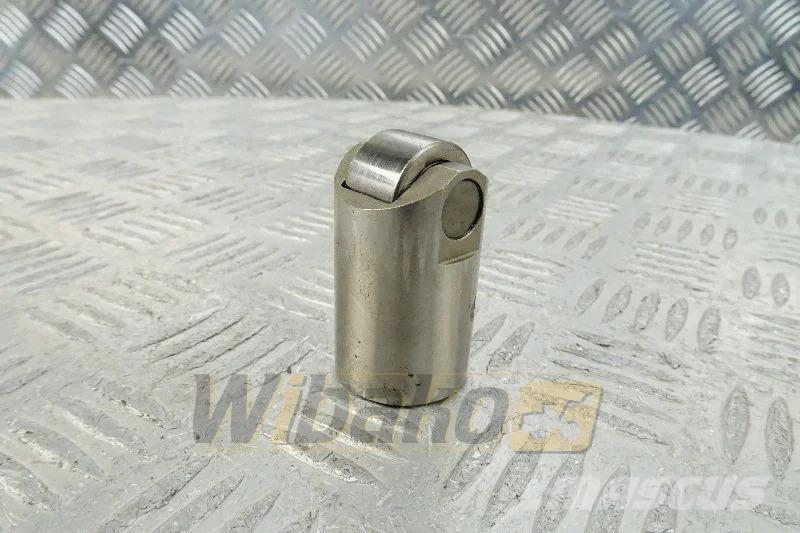 Deutz 02126891 Roller tappet / Rollenstößel / Popychacz Motorer