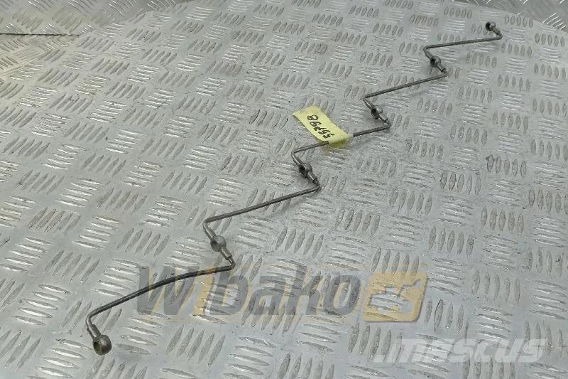 Deutz 02137534 Fuel line / Kraftstoffleitung / Przewód p Motorji