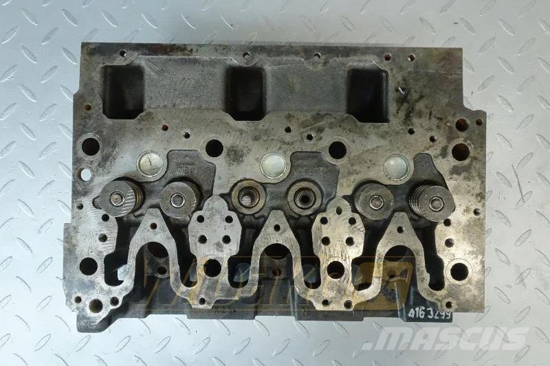 Deutz 04164633 Cylinder head / Zylinderkopf / Głowica Motores