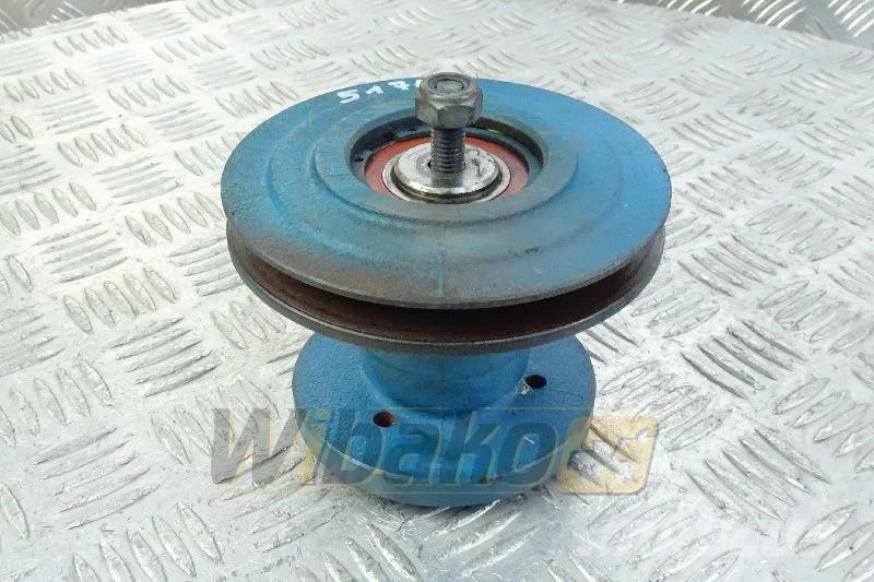 Deutz 04179789 Fan drive / Lüfterantrieb / Podstawa went Двигуни