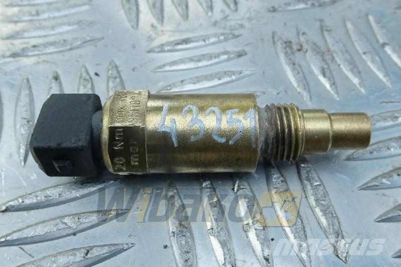 Deutz 04199207 Temperature sensor / Temperatursensor / C Двигуни