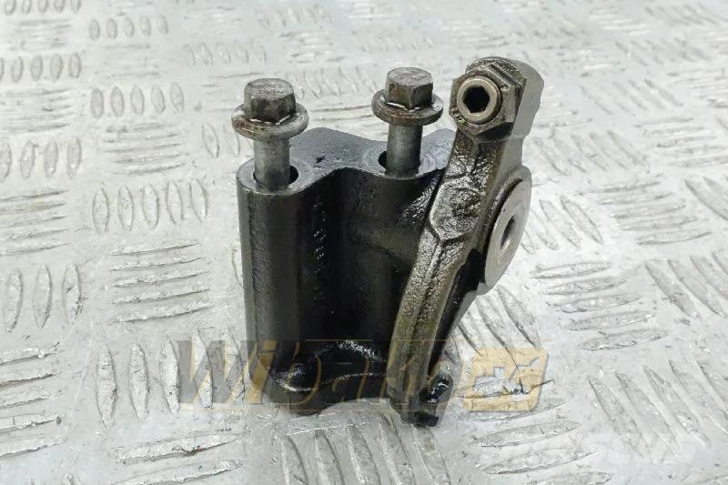 Deutz 04200959 Rocker arm / Kipphebel / Dźwignia zaworow Motores