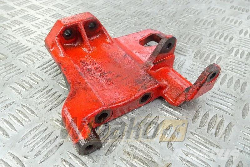 Deutz 04204222 Alternator bracket / Lichtmaschinenhalter Motorer