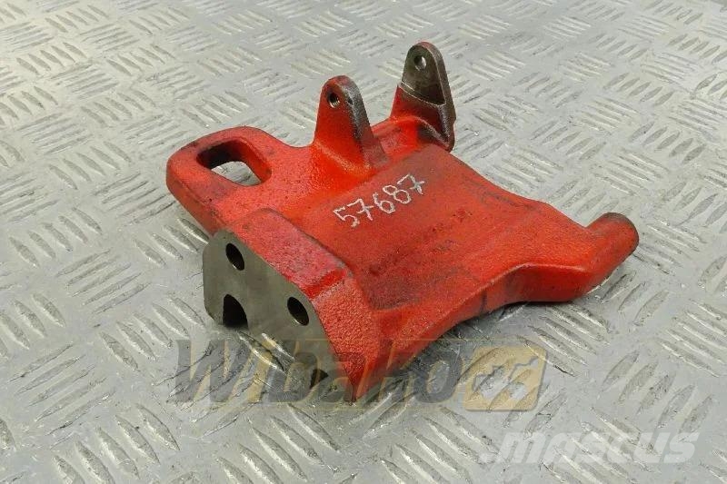 Deutz 04204222 Alternator bracket / Lichtmaschinenhalter Motoren