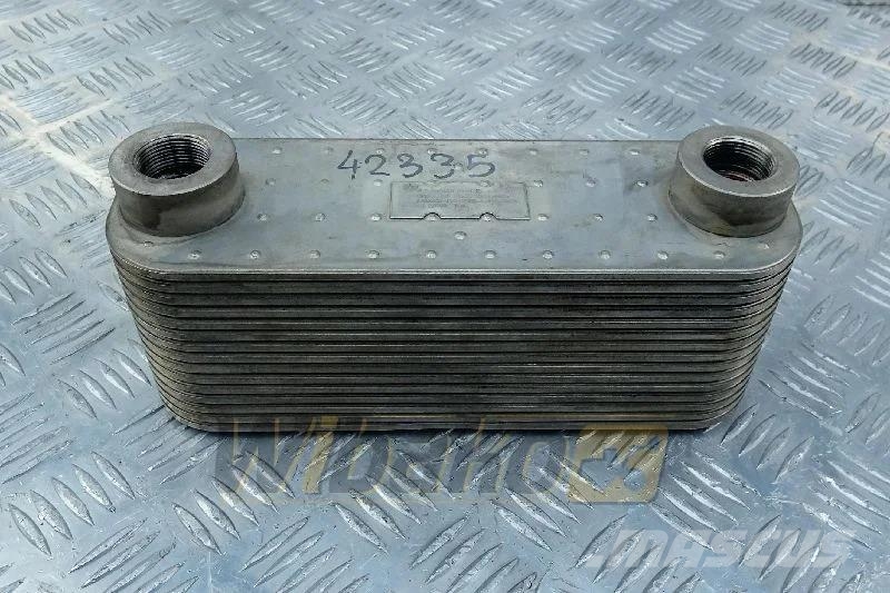 Deutz 04209932 Oil cooler / Ölkühler / Chłodniczka oleju Motorer