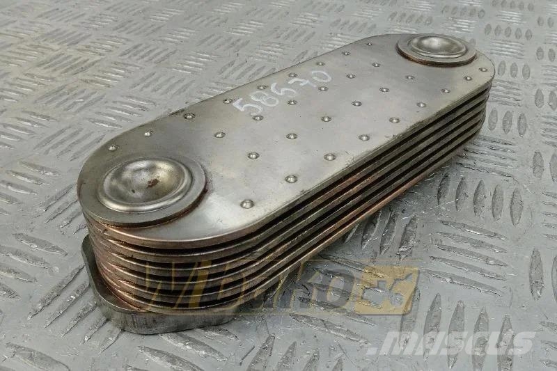 Deutz 04209934 Oil cooler / Ölkühler / Chłodniczka oleju Dzinēji