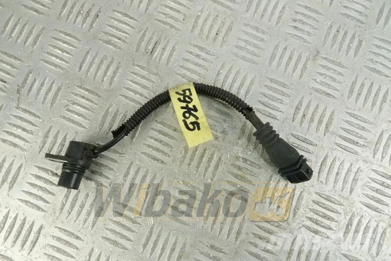 Deutz 04210924 Speed sensor / Drehzahlsensor / Czujnik o Motorer