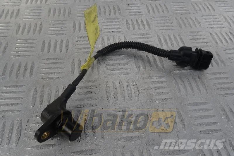 Deutz 04214103EC Speed sensor / Drehzahlsensor / Czujnik Motores