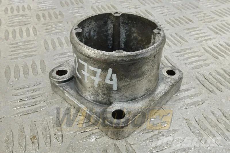 Deutz 04252881 Intake manifold connector / Ansaugkrümmer Motori