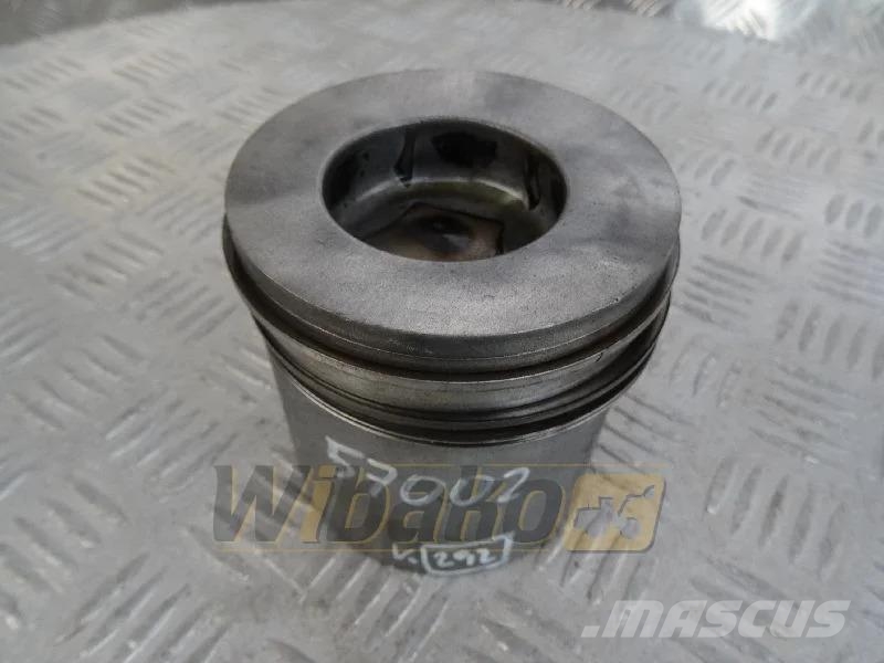 Deutz 04255043 Engine piston / Motorkolben / Tłok silnik Motori