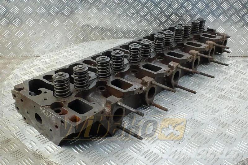 Deutz 04258234 Cylinder head / Zylinderkopf / Głowica Motores