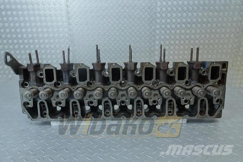 Deutz 04258234 Cylinder head / Zylinderkopf / Głowica Motores