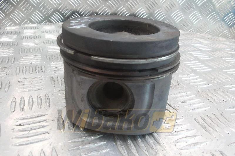 Deutz 04258457 Engine piston / Motorkolben / Tłok silnik Двигуни