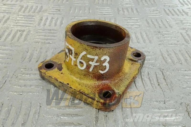Deutz 04282320RY Intake manifold connector / Ansaugkrümm Двигуни