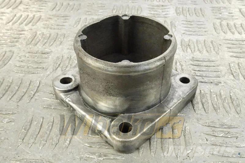 Deutz 04283582 Intake manifold connector / Ansaugkrümmer Двигатели