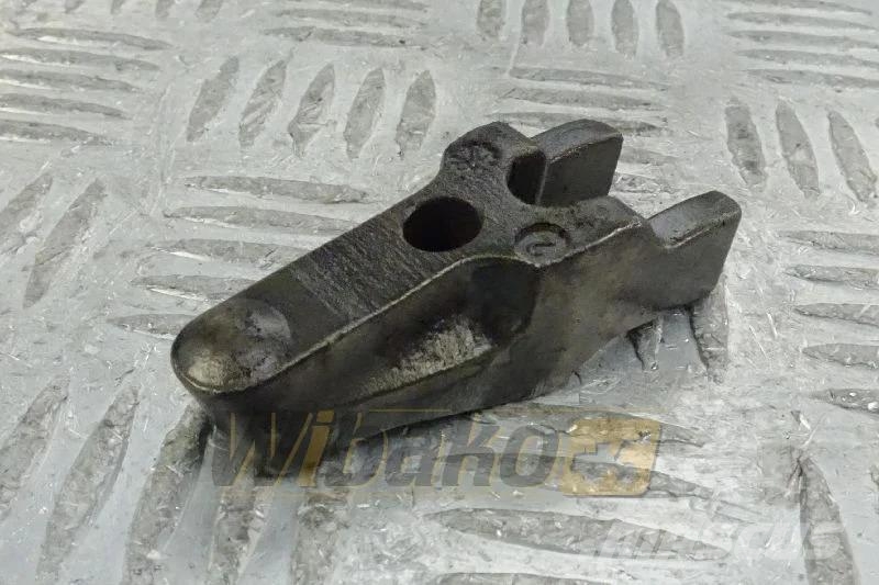 Deutz 04291497 Injector holder / Uchwyt wtryskiwacza Motores