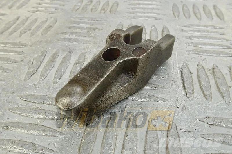 Deutz 04291497 Injector holder / Uchwyt wtryskiwacza Motorer