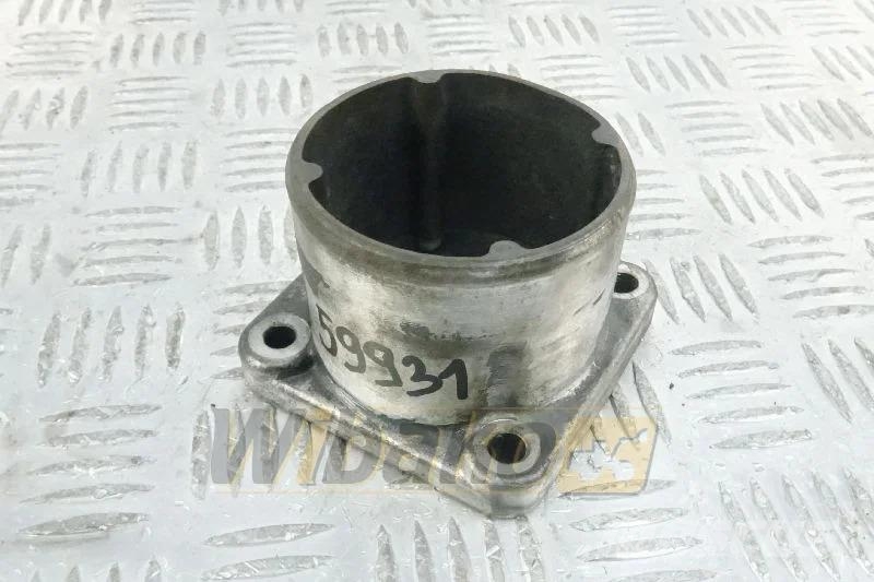 Deutz 04295761 Intake manifold connector / Ansaugkrümmer Motoren