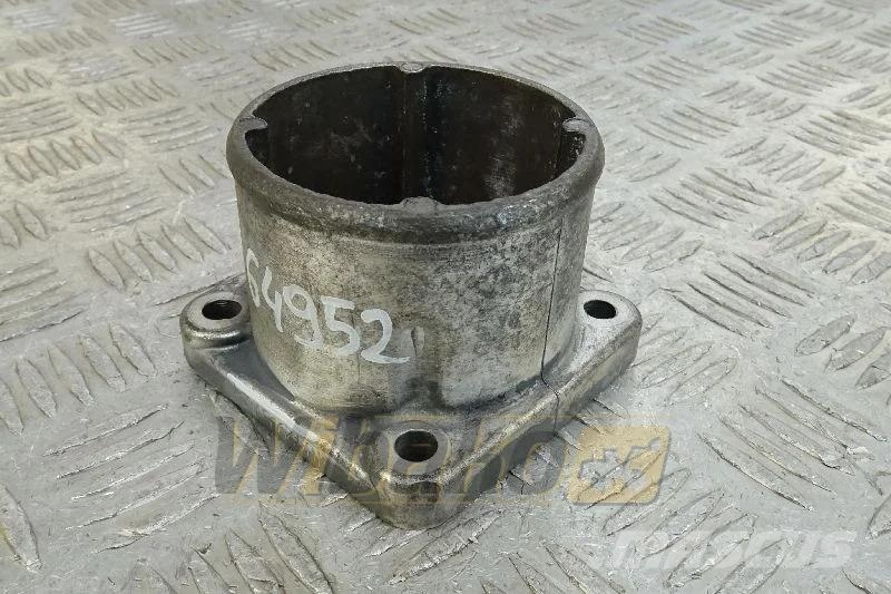 Deutz 04295761 Intake manifold connector / Ansaugkrümmer Motori