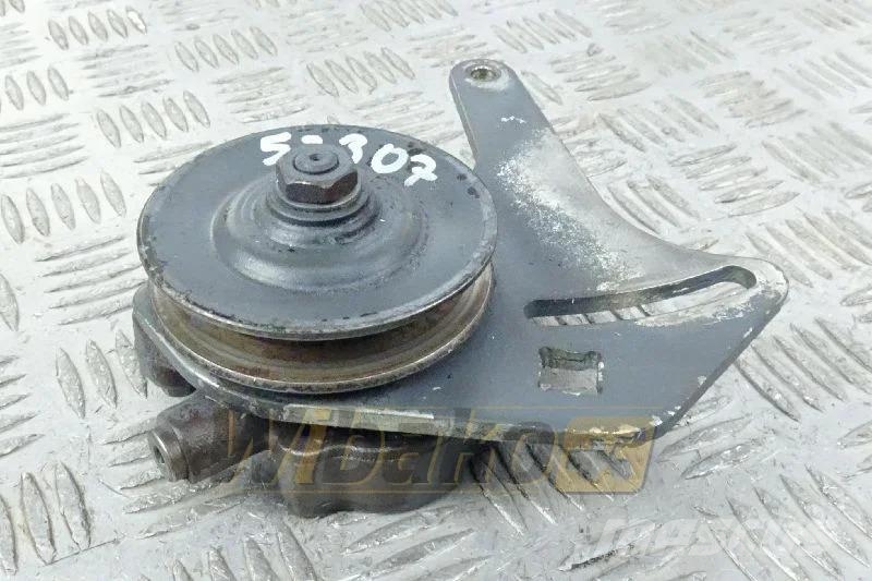Deutz 04296790 Fuel Feed Pump / Kraftstoff-Förderpumpe / Motorok