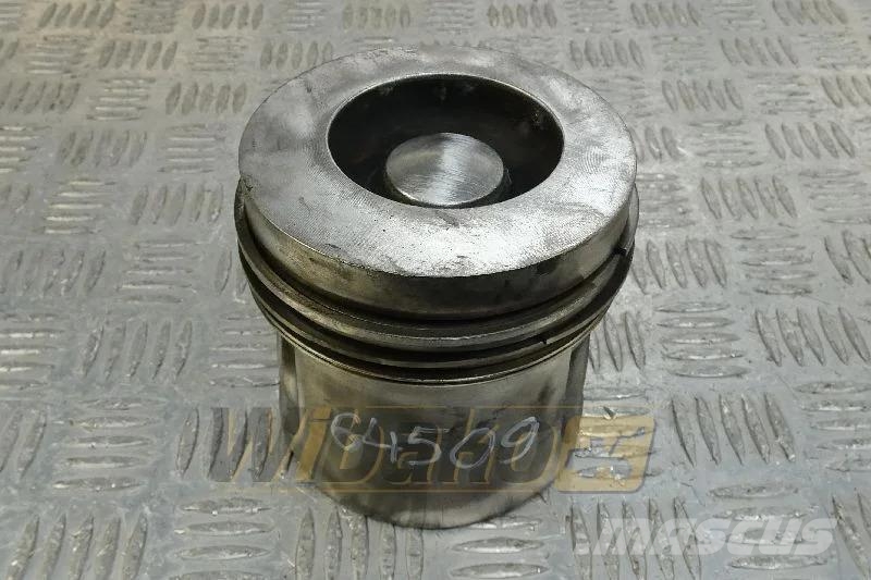 Deutz 04501352 Engine piston / Motorkolben / Tłok silnik Motorer