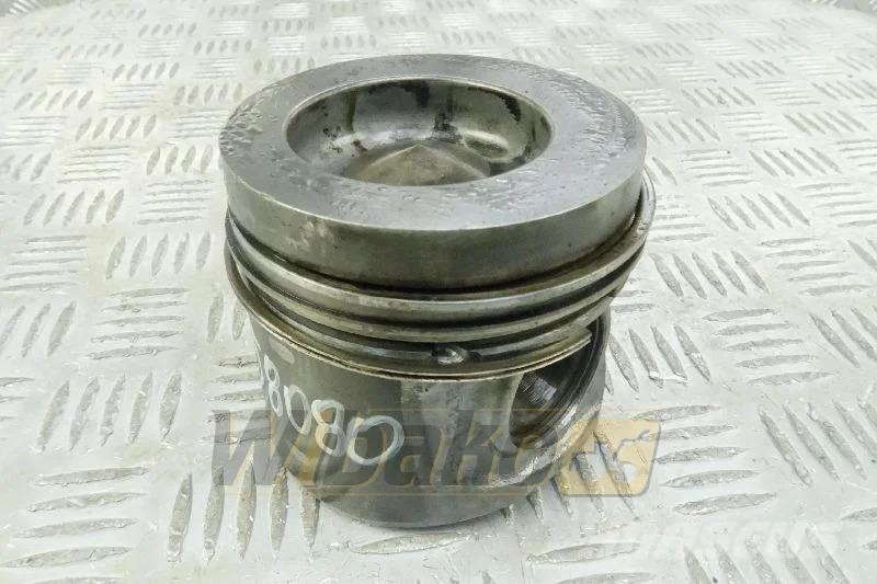 Deutz 04501383 Engine piston / Motorkolben / Tłok silnik エンジン