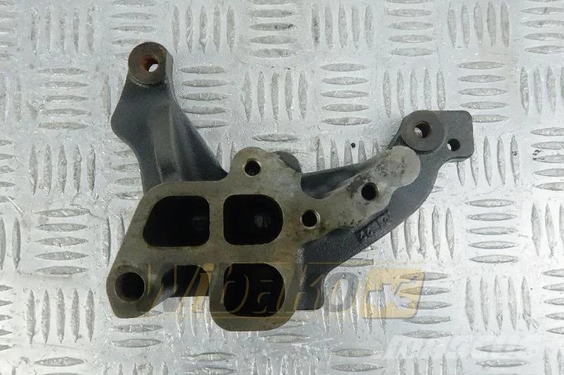 Deutz 04503755 Alternator bracket / Lichtmaschinenhalter Motorer