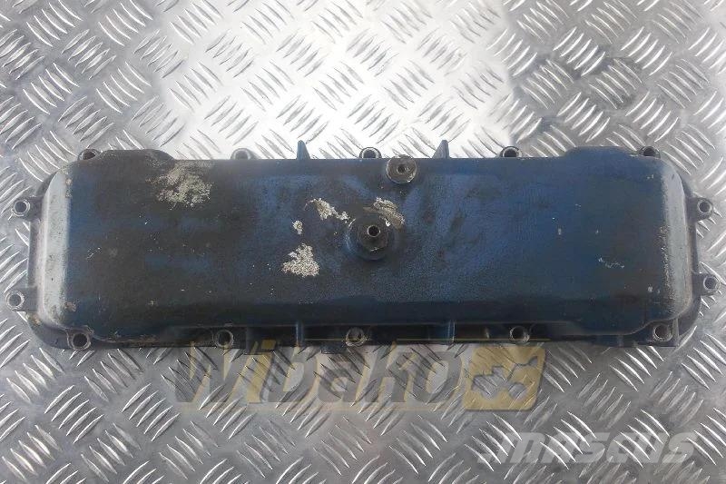 Deutz 04611609 Oil cooler housing / Ölkühlergehäuse / Ob Motores