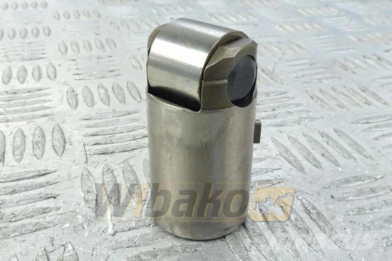 Deutz 04901938 Roller tappet / Rollenstößel / Popychacz Motoren