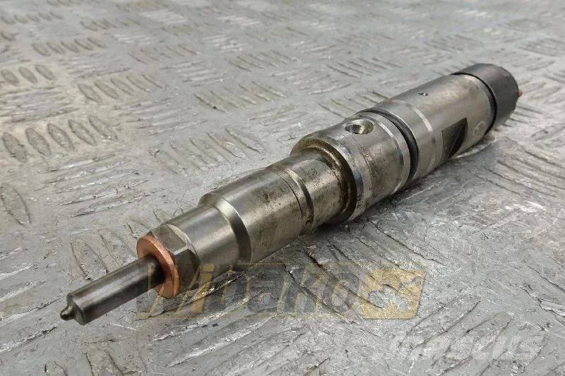 Deutz 04902825 Injector / Injektor / Wtryskiwacz Motorer
