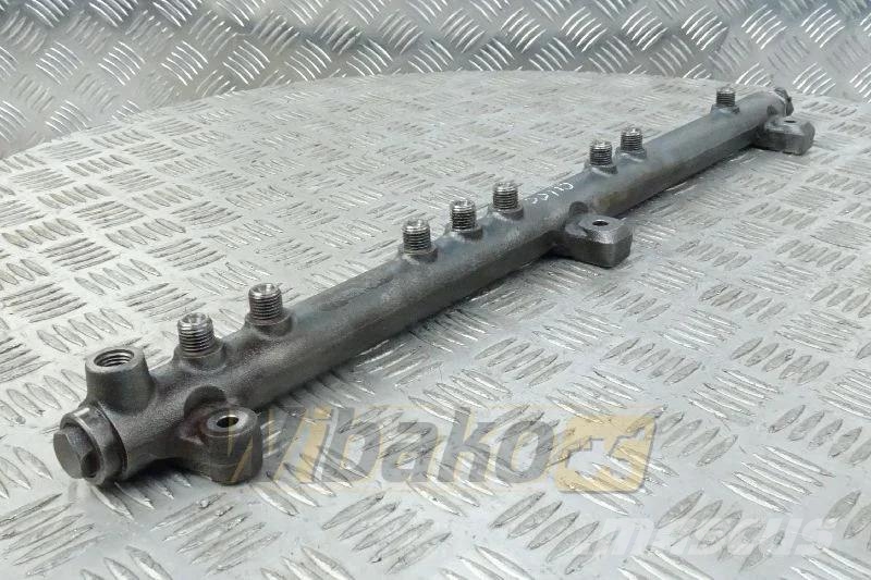 Deutz 04903528 Common rail / Kraftstoffverteilerrohr / L Motori