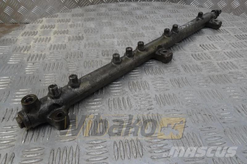 Deutz 04903528 Common rail / Kraftstoffverteilerrohr / L Motori