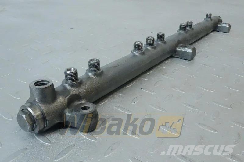 Deutz 04903528 Common rail / Kraftstoffverteilerrohr / L Двигатели