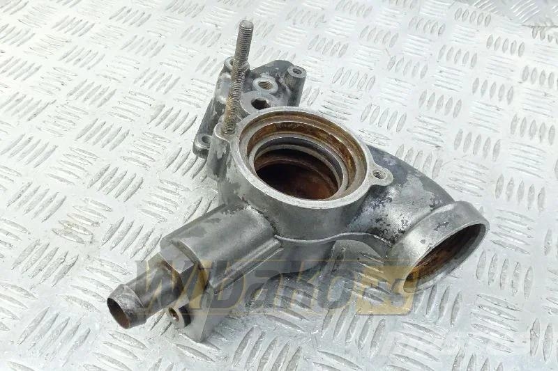Deutz 04905834 Water manifold / Wasserverteiler / Kolekt Motoare