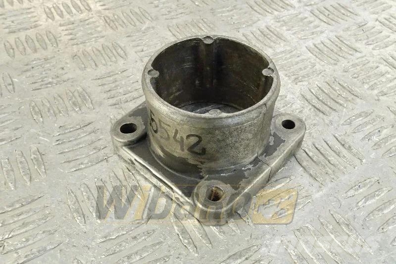 Deutz 04914671 Intake manifold connector / Ansaugkrümmer Engines