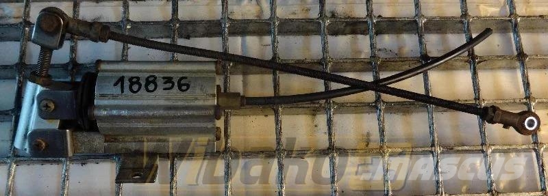Deutz F5L413 Shutdown solenoid / Abstellmagnet / Cewka Motori