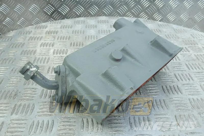 Deutz TCD2015 04264080/04263838R Thermostat housing / Ob Silniki