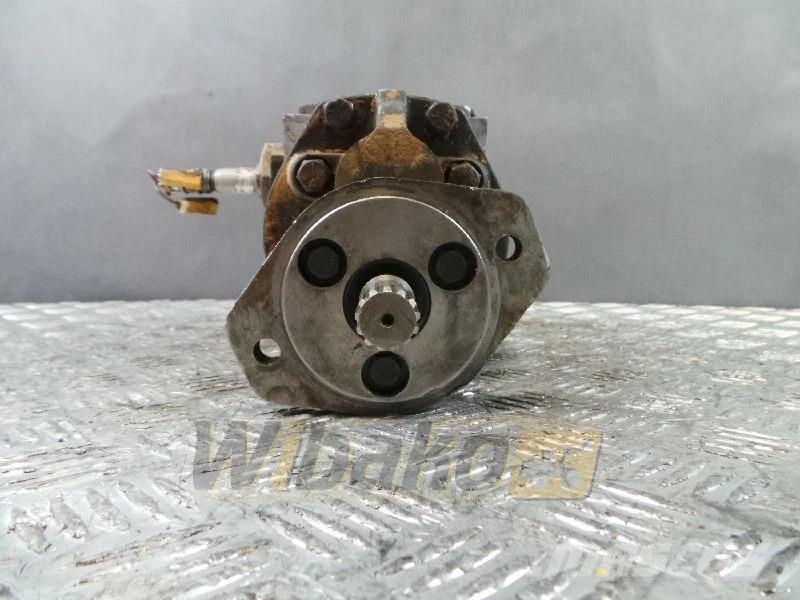 Furukawa 365 2063 / 936044 Hydraulic pump / Hydraulikpumpe  液压