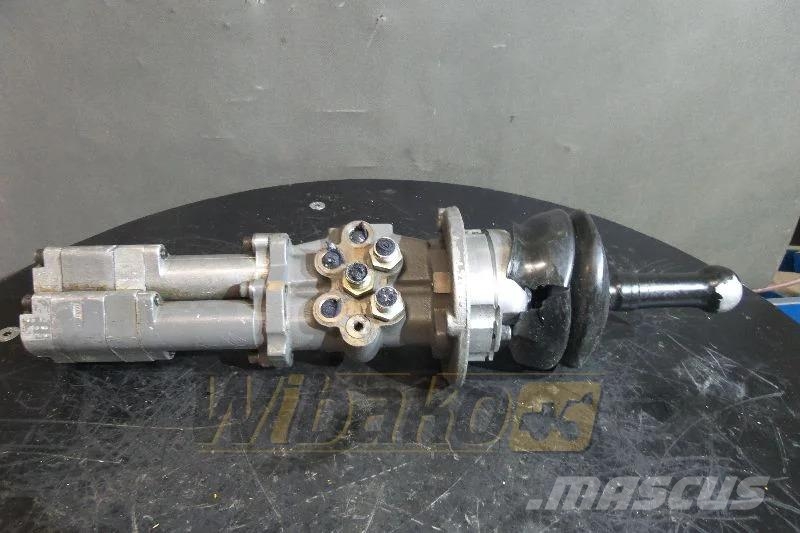  Hamworthy C0605GA168L 0987/01932 Joystick / Joysti Hydraulika